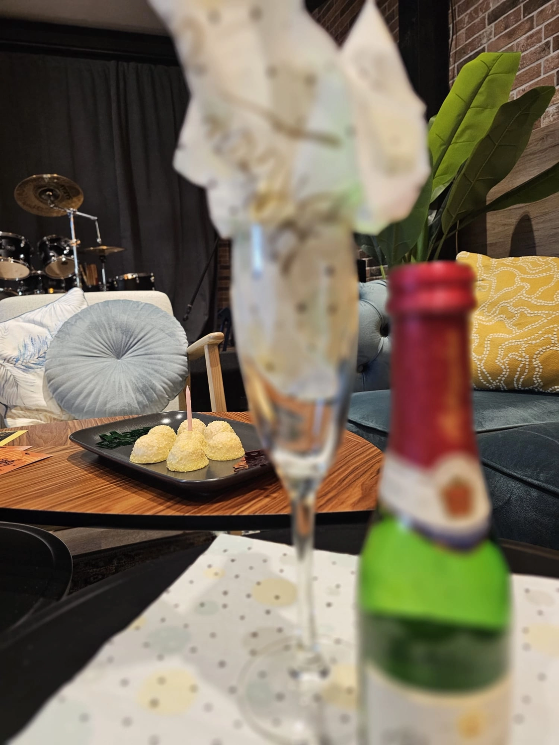 tiKit, VIP-Lounge